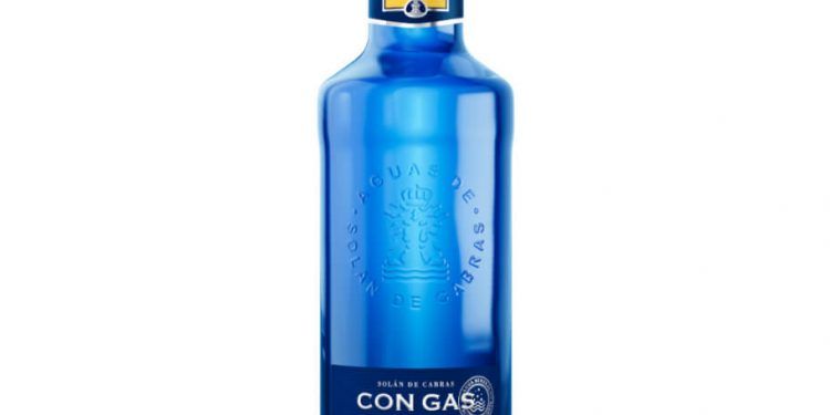 Solán de Cabras presenta su primera variedad de agua mineral natural con gas