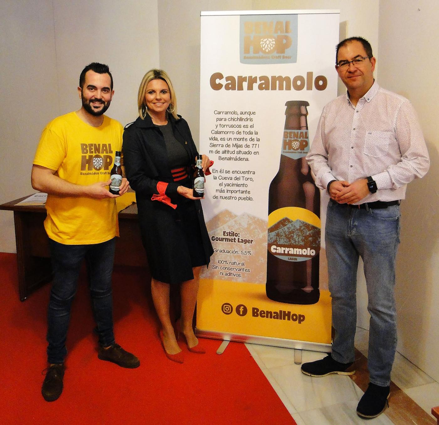 Presentada la primera cerveza artesanal de Benalmádena: Carramolo