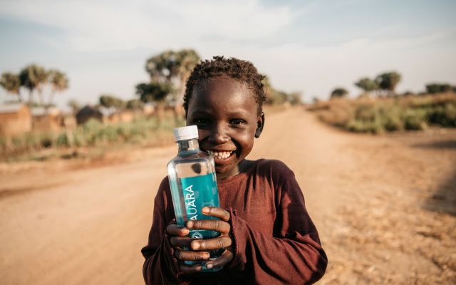 Auara generó 12,4 millones de litros de agua potable en países en desarrollo en 2019