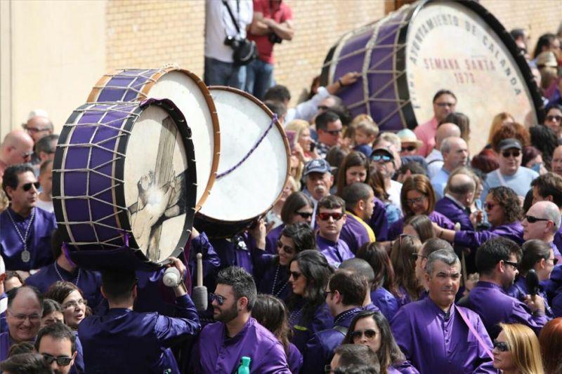 La cancelación de la Semana Santa de Zaragoza deja temblando a hoteles y bares