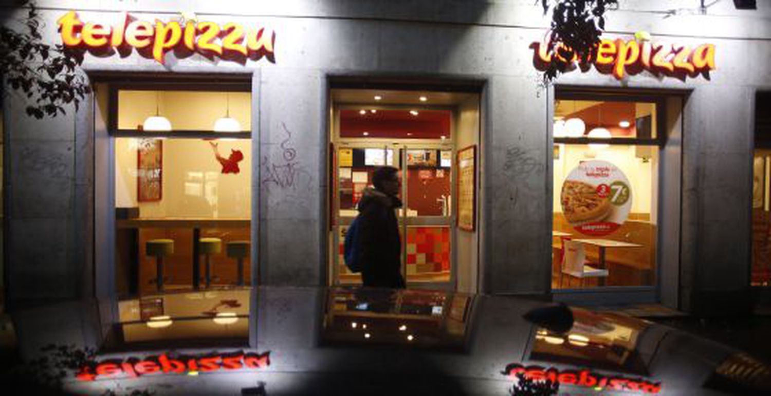 Sanidad autoriza que Madrid recurra a Telepizza y Rodilla para elaborar menús a los niños con beca de comedor