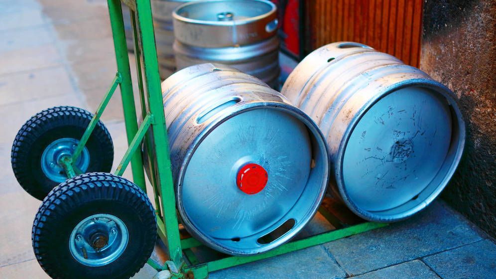 ¿Qué pasa con la cerveza que no se ha vendido en los bares por el coronavirus?