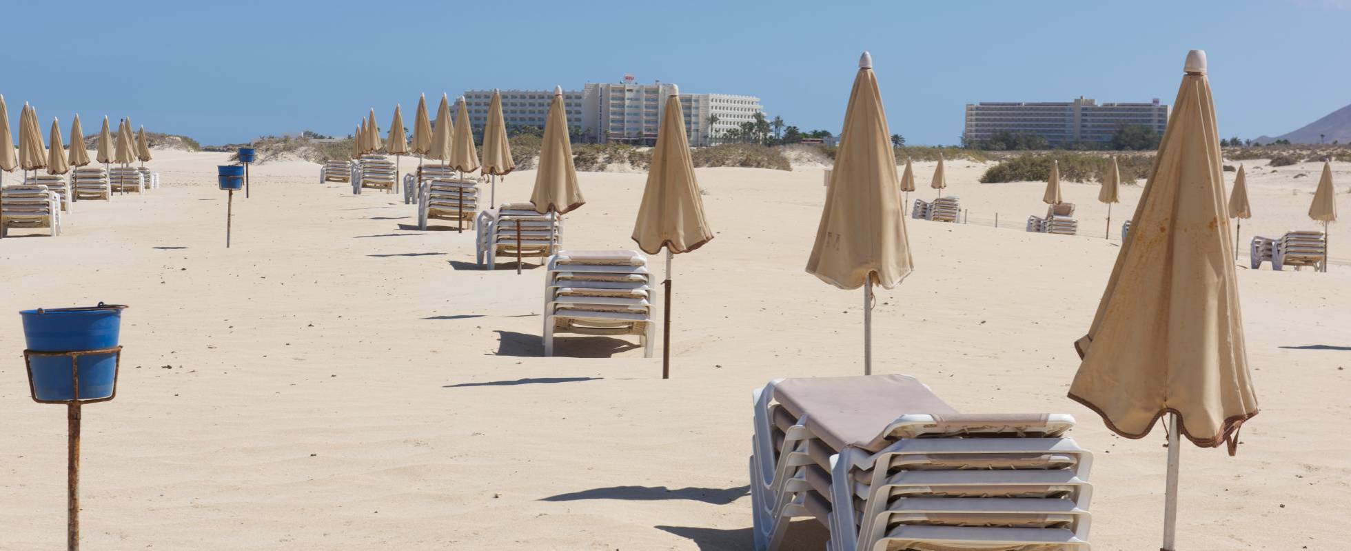 Las empresas anticipan un verano “catastrófico” por poner al turismo en cuarentena