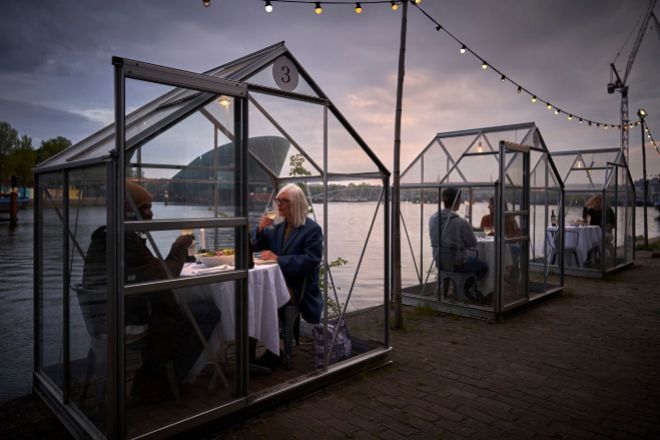 Restaurantes con mascarilla
