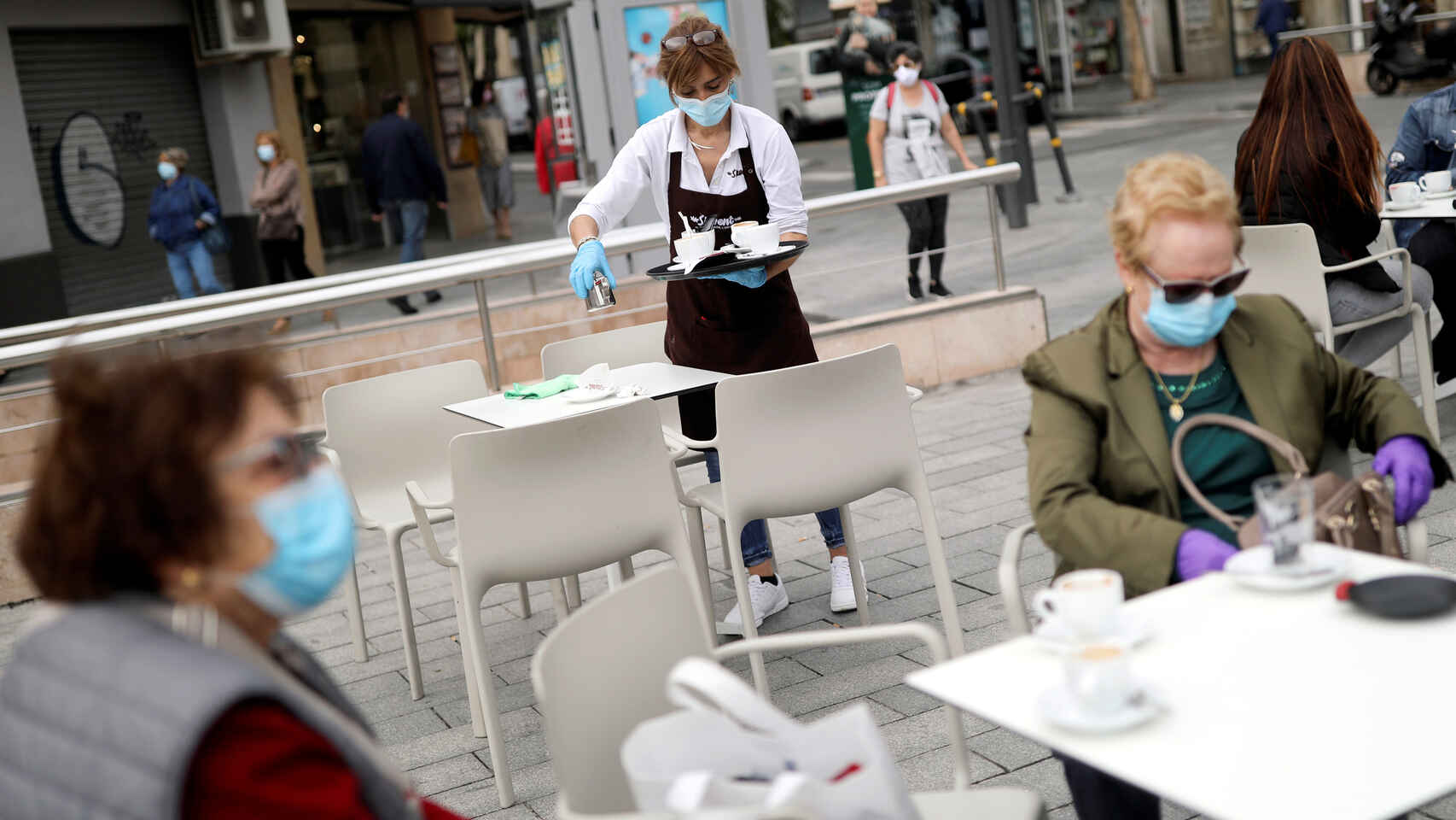Guía práctica de la fase 2 en comercio, hostelería y centros comerciales
