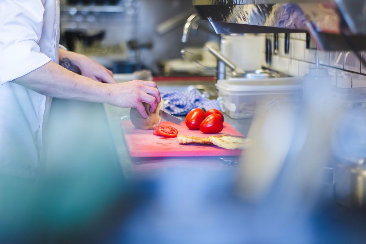 La restauración colectiva asume el servicio de becas comedor en Madrid