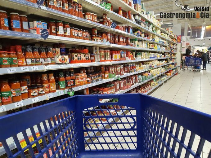 Se solicita la implantación de un sistema de etiquetado nutricional unificado en la UE