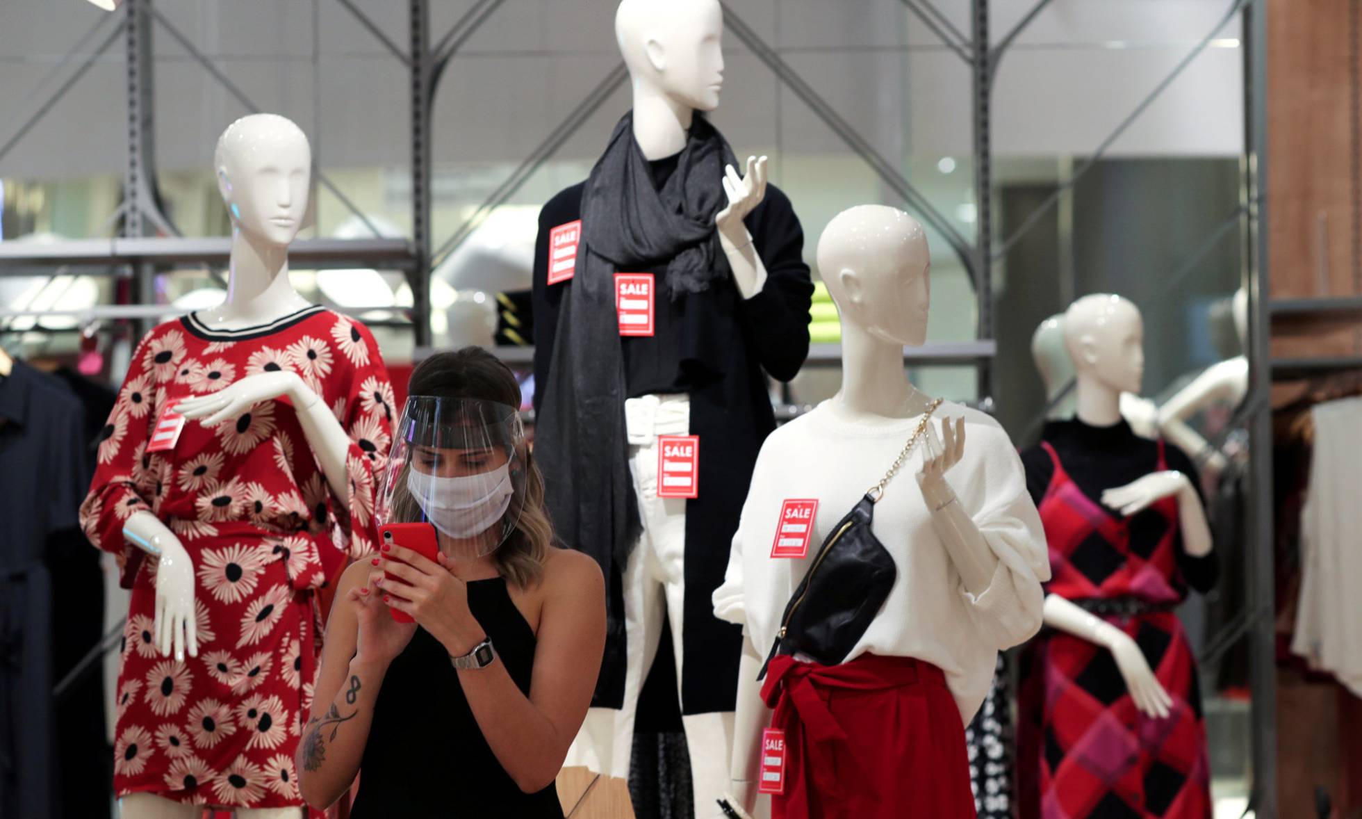 La pandemia y el negocio online asfixian en Bolsa a los dueños de centros comerciales