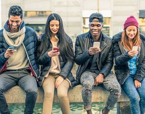 El 59% de los consumidores consulta las redes sociales antes de realizar una compra