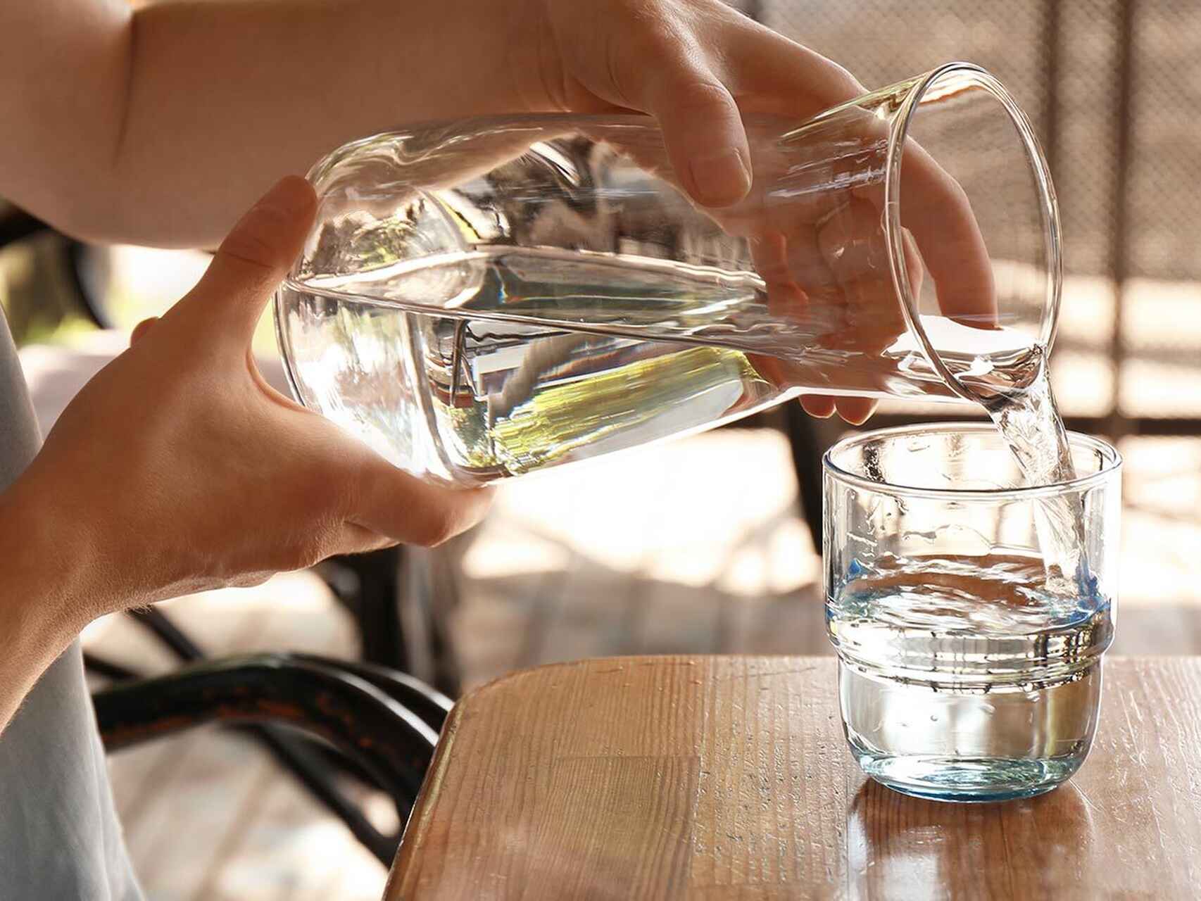 La jarra de agua gratis en el bar pone en riesgo un sector de 31.000 empleos y 1.200 millones de euros