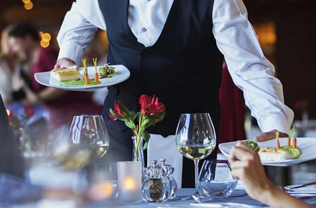 HORECA solicita a la Junta un plan de rescate que salve los empleos