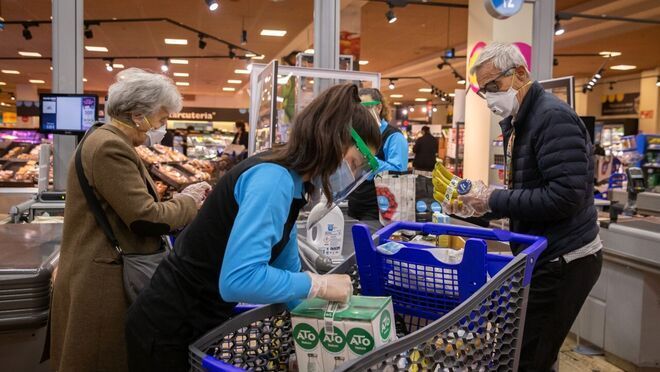 3 de cada 10 españoles creen que es el momento de reducir los niveles de consumo