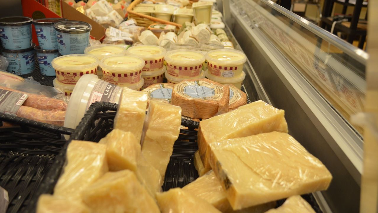 El confinamiento recupera el consumo de leche líquida y quesos en los hogares españoles
