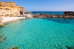 Formentera suspende temporalmente las licencias para tener música en vivo o DJ’s en locales