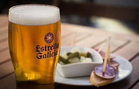 1906, la cerveza de Estrella Galicia más buscada en Amazon desde dentro y desde fuera de Galicia