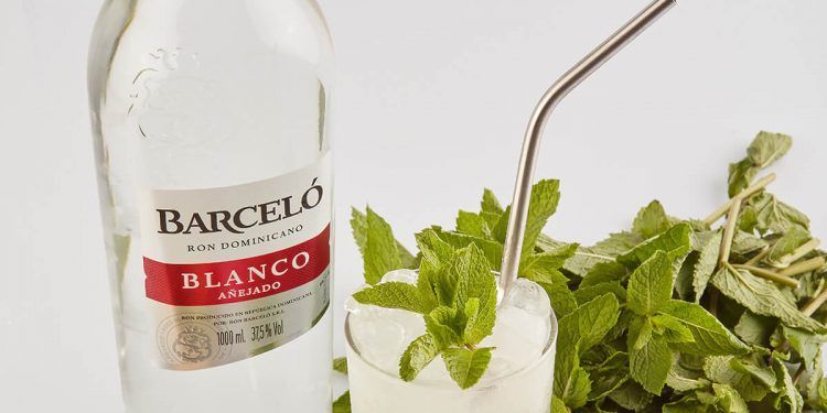 Barceló trae a España su ron blanco