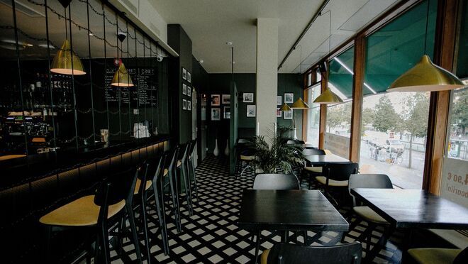La difícil reconversión de discotecas en restaurantes en Madrid