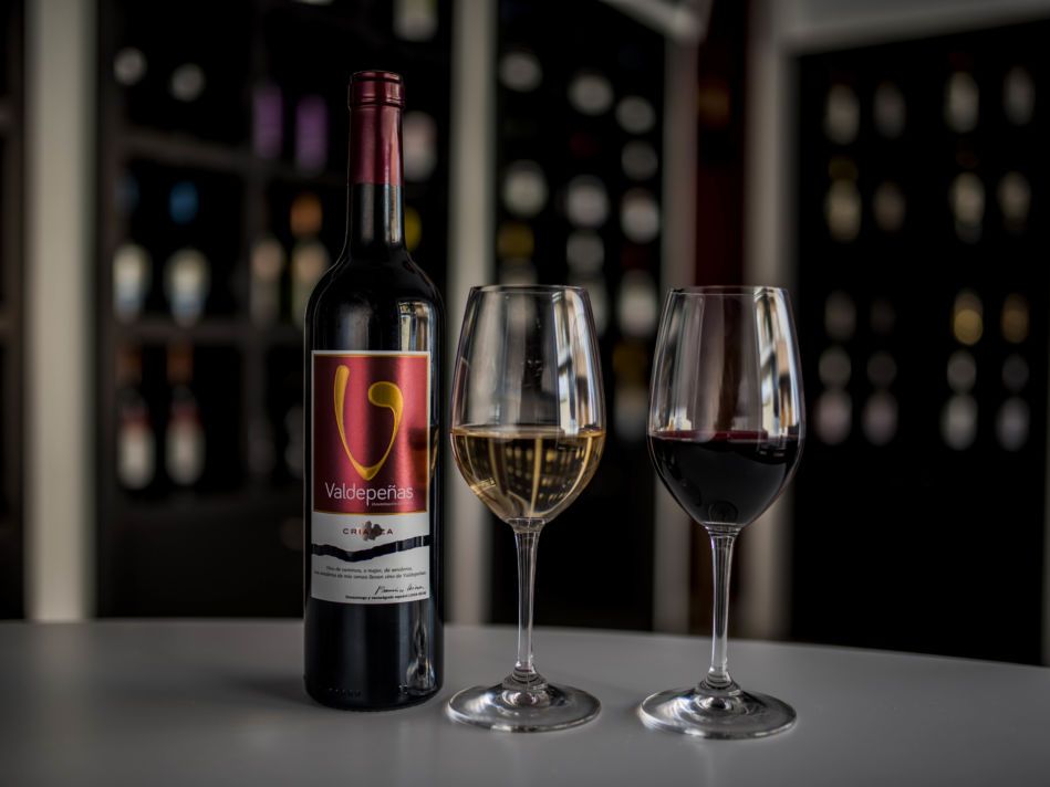 La D.O. Valdepeñas ha aumentado sus ventas de vino embotellado en EE.UU. a pesar de los aranceles
