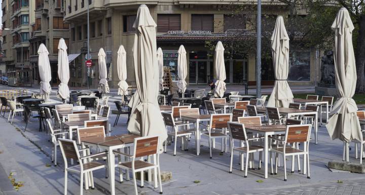 El Gobierno ultima el plan de ayudas a bares y restaurantes con medidas «muy quirúrgicas»
