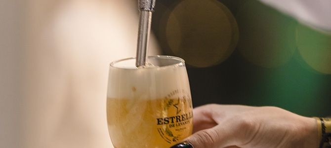 Estrella de Levante repondrá de forma gratuita toda la cerveza paralizada en la hostelería durante las semanas de cierre