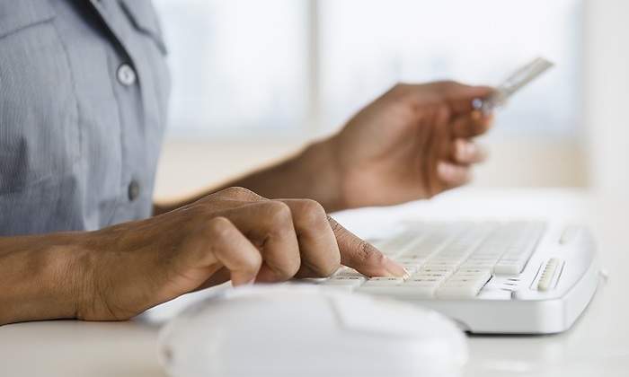 El 75% de los españoles compra ya «online»