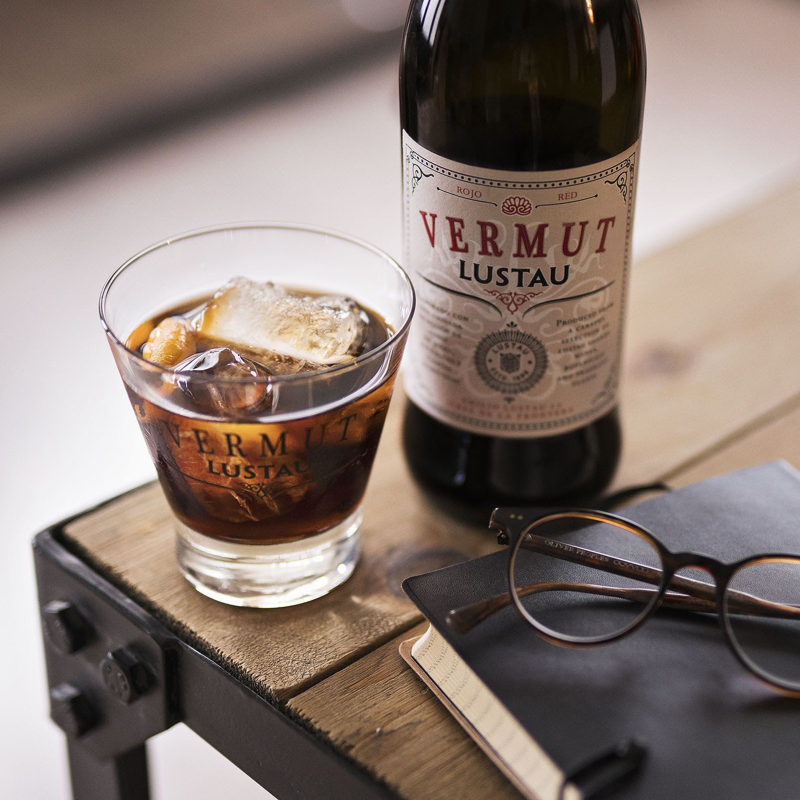 Los premios AEPEV reconocen a Vermut Lustau como el mejor vermut de España