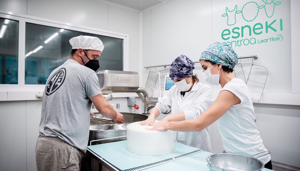 Nace el primer Centro Lácteo del País Vasco