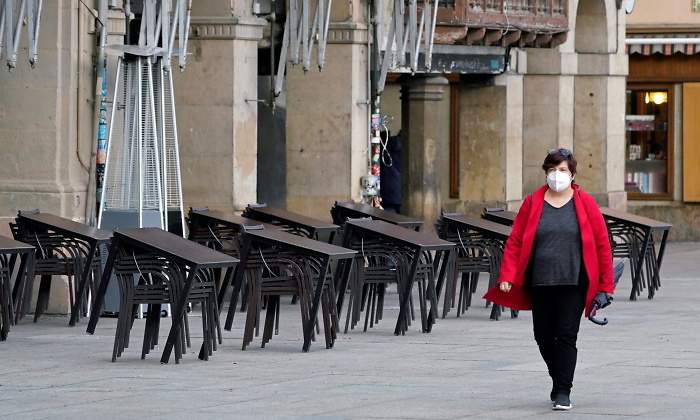 La hostelería se hunde un 71% en Baleares y un 60% en Canarias: Madrid resiste y cae menos de la mitad