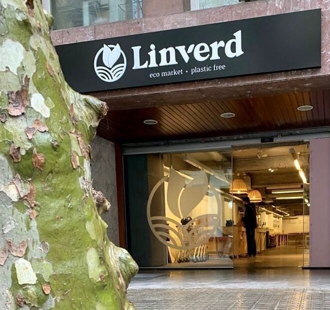 Llega a Barcelona Linverd, el supermercado sin plásticos
