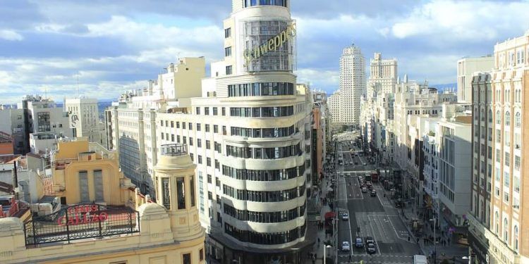 Madrid alcanza en febrero el segundo mejor dato de recuperación del consumo