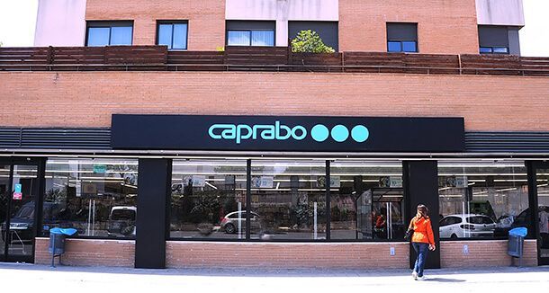 Caprabo renueva la imagen de su franquicia Rapid y amplía su red de tiendas