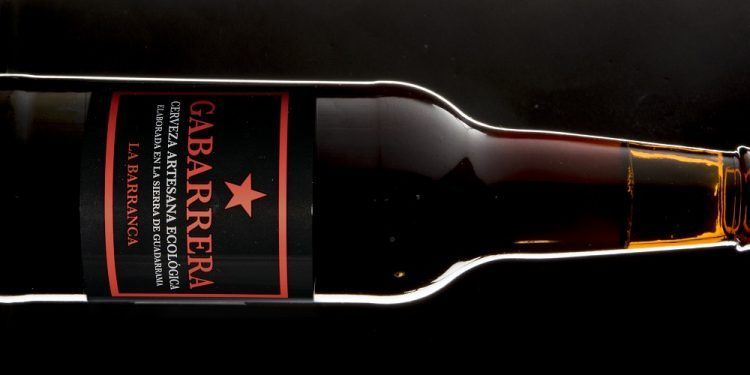 Gabarrera lanza una serie limitada de su Dunkelweizen, La Barranca