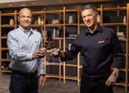 Selección semanal 15 de Mayo – MICHEL DOUREKIS: AB InBev nombra al brasileño Michel Doukeris, nuevo CEO