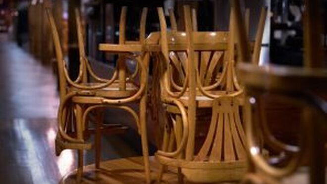 Cataluña amplía el horario de bares y restaurantes hasta las 12 de la noche