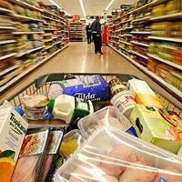 De la guerra de precios a la de frescos: los «súper» se juegan su futuro en una nueva batalla