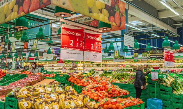 El gran consumo en España elevó su valor el 0,9 % el último año por la mayor demanda