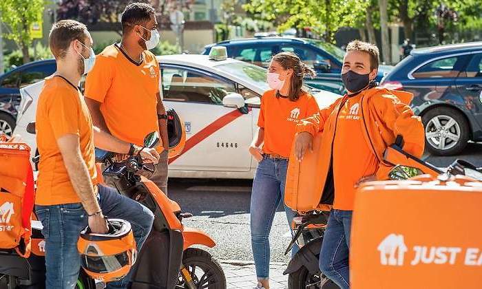 La ‘Ley Rider’ hace aguas y solo Just Eat contratará a sus repartidores
