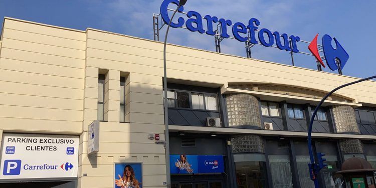 Carrefour abre su primer hipermercado en Melilla