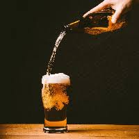 La cerveza se libra de la crisis logística: el sector descarta problemas de desabastecimiento