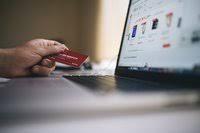 La efervescencia del comercio electrónico anuncia el fin de la era de la «barra libre»