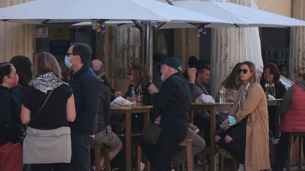 «El pasaporte Covid en la hostelería entrará en vigor antes de Nochebuena»