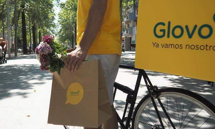 Glovo realiza la primera adquisición tras la toma de control por Delivery: compra el 100% de Socialfood