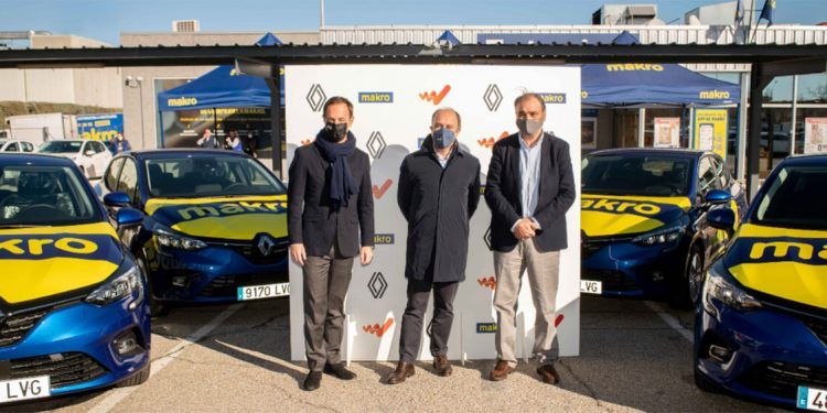 Makro reduce su huella ecológica convirtiendo en híbrida toda su flota comercial