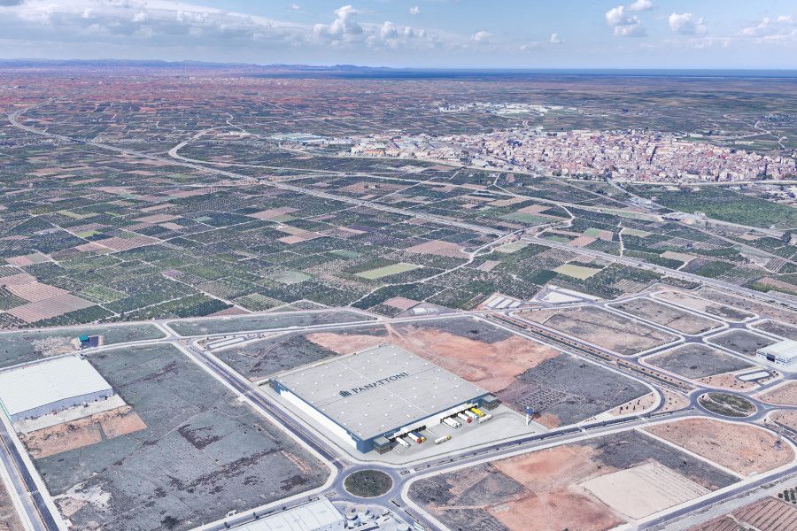 Valencia recupera el nivel de contratación inmologística previo a la pandemia