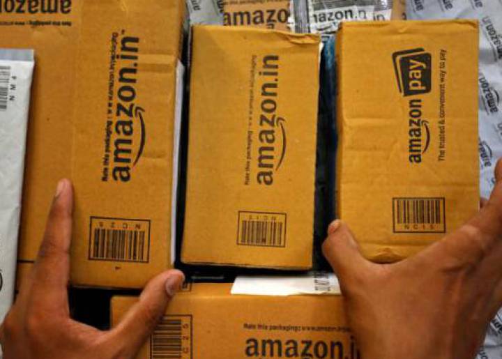 Amazon demanda a varias páginas de compraventa de reseñas falsas