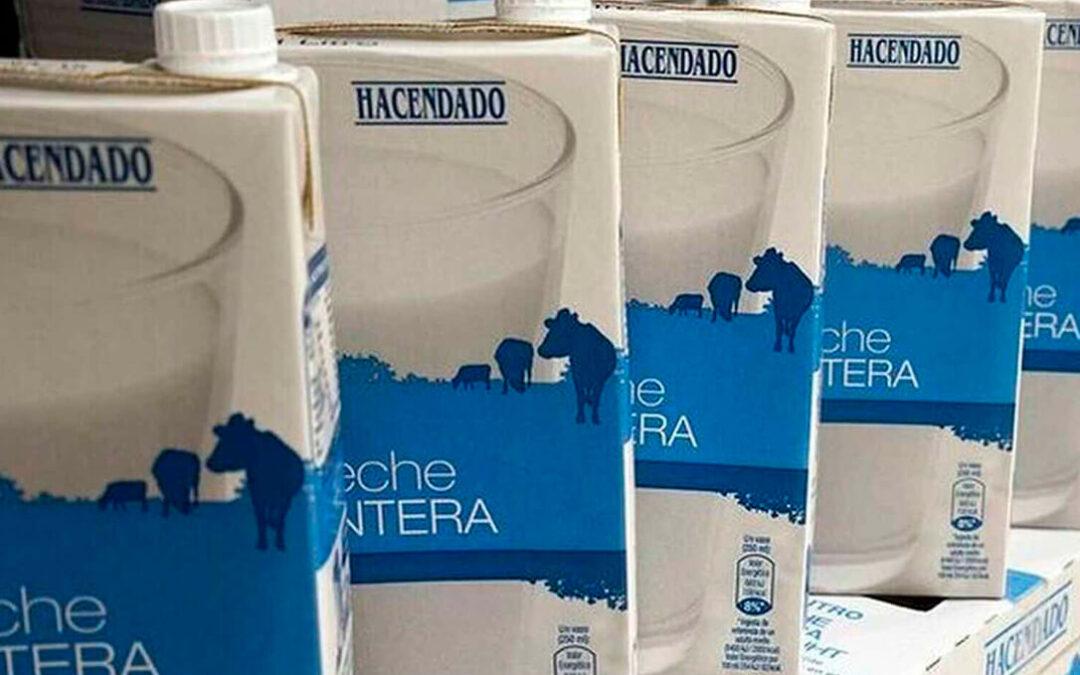 Denuncian a Mercadona por destrucción de valor en la cadena alimentaria y venta desleal en la leche