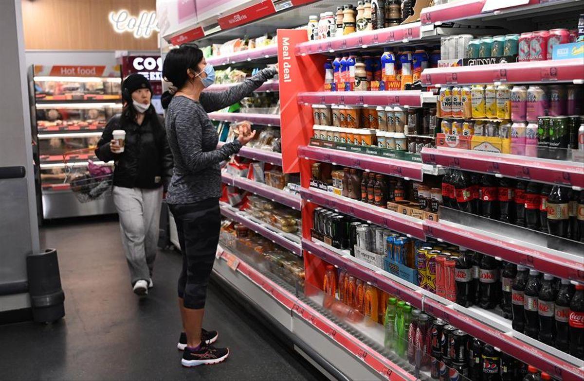 La lucha de los supermercados para retener al consumidor que va en busca de ofertas