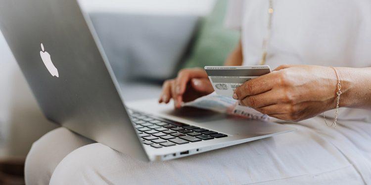 El ecommerce crece un 21% en España en el último año￼