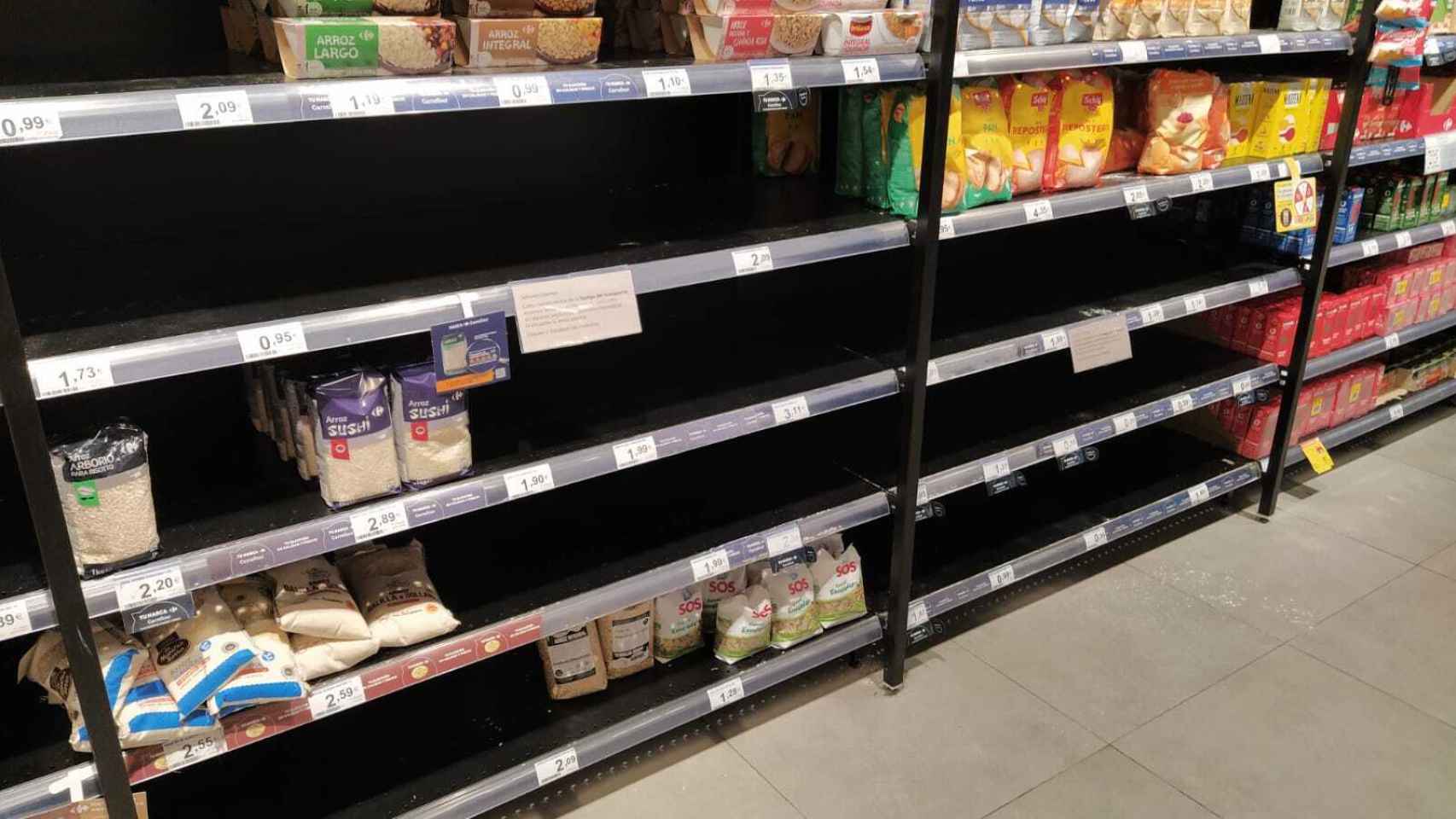 Por qué no hay arroz ni harina de trigo en el súper si les llega al día: la razón tras la guerra y la huelga