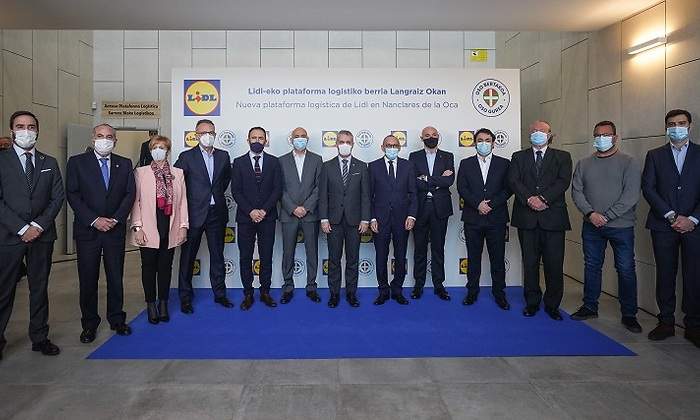Lidl invierte 75 millones en una plataforma en Euskadi que duplica su capacidad logística